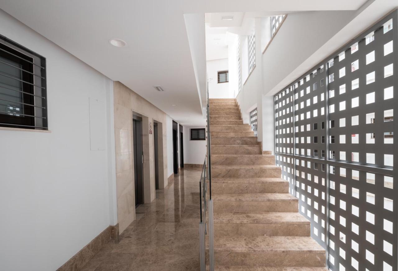 Apartamento De Lujo En Plaza Del Teatro Apartment Малага Екстериор снимка